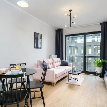 Male Garbary Apartment *